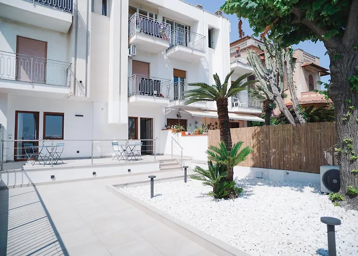 Regina Elena Luxury Mondello